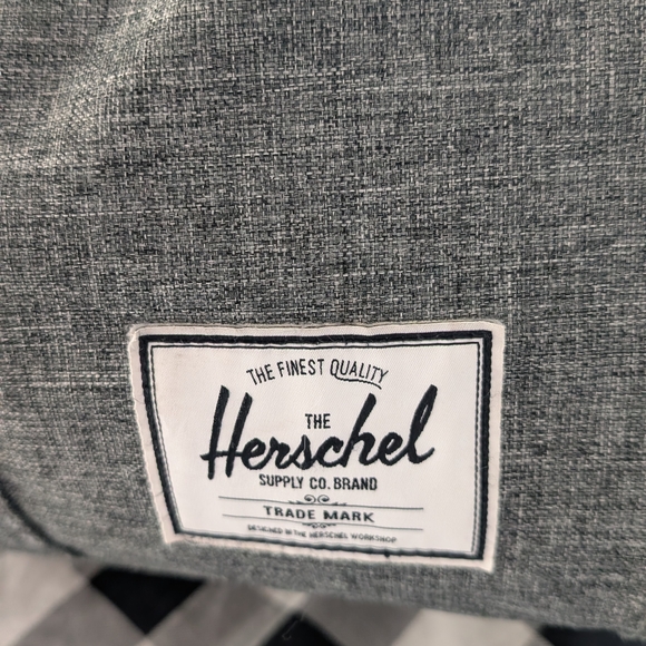 Herschel Supply Company 43L Gray Duffel Bag - Picture 8 of 10